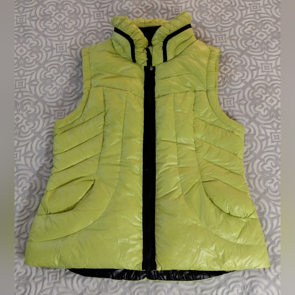 Halifax Traders Women's Down Vest Size Large